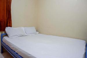 KoolKost near Fakultas Teknik UGM Male Only - Minimum Stay 6 Nights