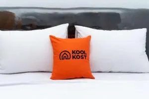 KoolKost near Fakultas Teknik UGM Male Only - Minimum Stay 6 Nights - 科贾扬