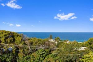 Seaview Tce Spectacular Home with Stunning Ocean and Headland Views