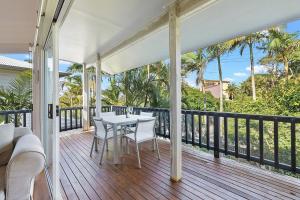 Ferguson St The Beach House Cosy Cottage with Pool