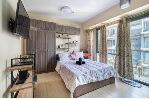 Studio at Newport World Airport Area Prime Location