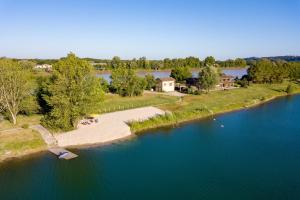 Villas Au bord de l'eau - Grande maison - Baurech Insolite : photos des chambres