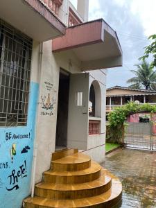 Ladakh House- 3 BHK Ladakh themed Villa near Matheran