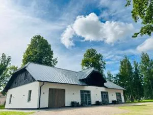 Vārves Muiža - Pasiekste