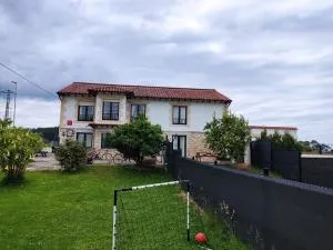 Casa Carmina y Nando, cerca Santander y Cabarceno - Escobedo