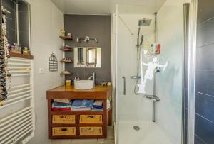 Maisons de vacances Maison agreable et tranquille : photos des chambres
