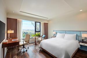 Ravatel Luxury Hotel Bac Giang