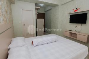 RedLiving Apartemen Podomoro Golf View - Queen Room Tower Dahoma