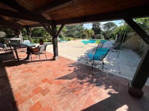 Maisons de vacances Inviting 5-Bed House heated pool Maubourguet : photos des chambres