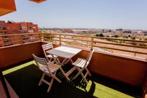 Apartamento Teatinos Malaga, Metro, Free Parking & Pool