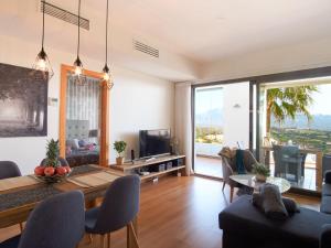 La CALA VIEW 101, GOLF, JACUZZI, SAUNA