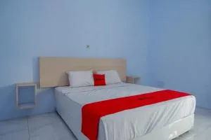 RedDoorz Syariah near Stasiun Pekalongan 3 - 北加浪岸