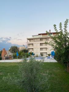 Villa Leona Palushaj