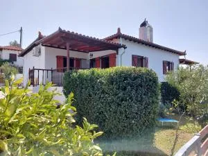 Vakantiehuisje Eione op het eiland Paleo Trikeri - Trikeri