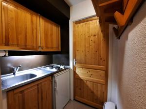 Studio économique pour 4 pers à la Croisette - vue pistes - FR-1-452-13