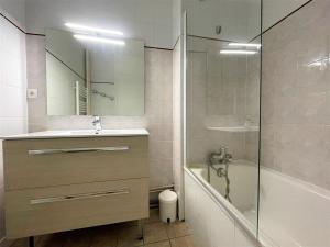 Appartement pour 6 pers, 38m², balcon sud, au pied des pistes, Les Menuires Croisette - FR-1-452-179