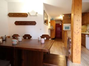 Appartement rénové au centre, balcon, Wifi inclus - FR-1-346-319
