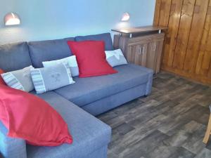 Studio ski aux pieds avec balcon, 4 personnes - FR-1-346-466