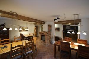 Pension und Falknerei an der alten Schmiede