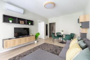 Second Home Apartment