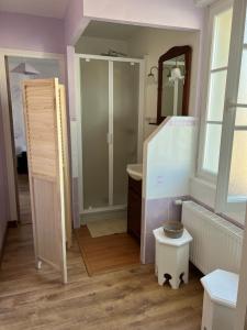 B&B / Chambres d'hotes Les Mouettes Blessees : photos des chambres