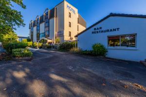 Hotels Noemys Brive - ex Hotel Restaurant Le Teinchurier : photos des chambres