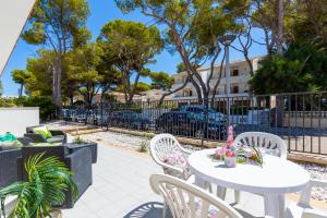 Ideal Property Mallorca - Villa Rosita 12A
