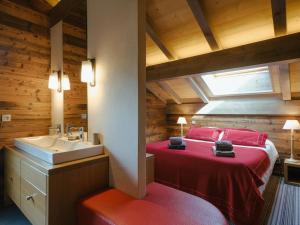 Chalets Chalet La Clusaz, 6 pieces, 8 personnes - FR-1-304-113 : photos des chambres