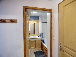 Location 3 pièces, 6 pers, Les Menuires, pistes à proximité - FR-1-178-347