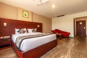 Zip By Spree Hotels Mangala Towers Thrissur