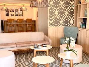 Hotels The Originals City, Hotel Le Puech, Narbonne : photos des chambres