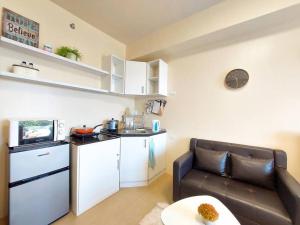 Queen Size Bed at the Heart of the City