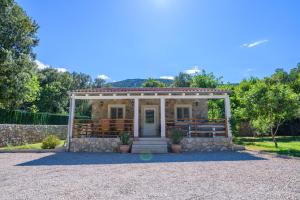 STONE HOUSE MAGALI 