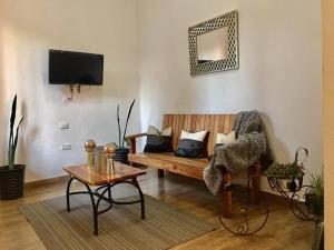 Berakah House- Copan Ruinas
