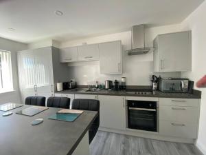 Beautiful Riverside Holiday Home