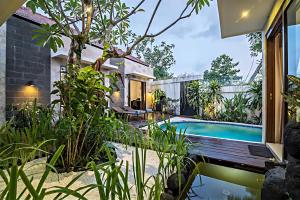 Villa Astarta , Canggu, 5 mins to Berawa beach Newly Renovated