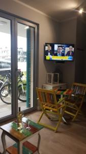 Uroczy Apartament Happy 01 z widokowym tarasen na dachu - tuż przy plaży !!!