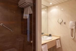 Double Room room in Hotel Hoyuela
