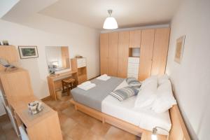 AGIAZI Poros Summer House