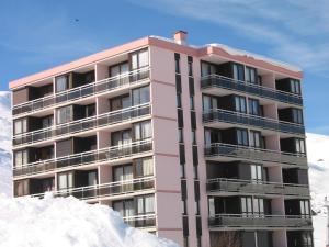 Appartement 4 pers à La Toussuire avec balcon et parking proche des pistes - FR-1-417-48
