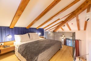 Jupiter Center Apartments