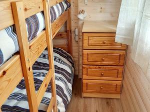 Studio rénové avec balcon, 4 pers, proche des pistes - FR-1-417-147