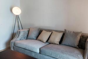 Acqua - by MyHomeinComo