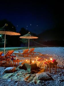 River Escape Villa - Private Beach, Scenic View & BBQ