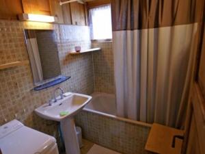 Chalet montagnard calme proche ski, cheminée, 10 pers - FR-1-165A-20