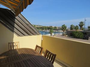 Appartement T2 en front de mer avec terrasse et parking, Sète - FR-1-472-121