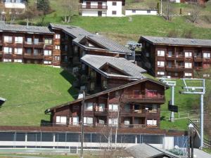 Les Gets - Appartement rénové avec balcon, parking et wifi - FR-1-623-195