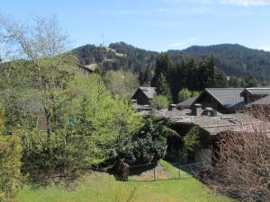 Charmant Studio Rénové aux Gets - Proche Centre et Pistes - Balcon - 4 Couchages - FR-1-623-227