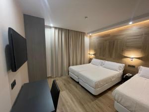 Twin Room with Extra Bed room in Castilla Guerrero