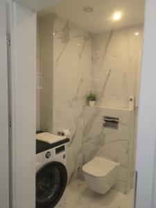 Apartament z widokiem na morze w kompleksie Hevenia